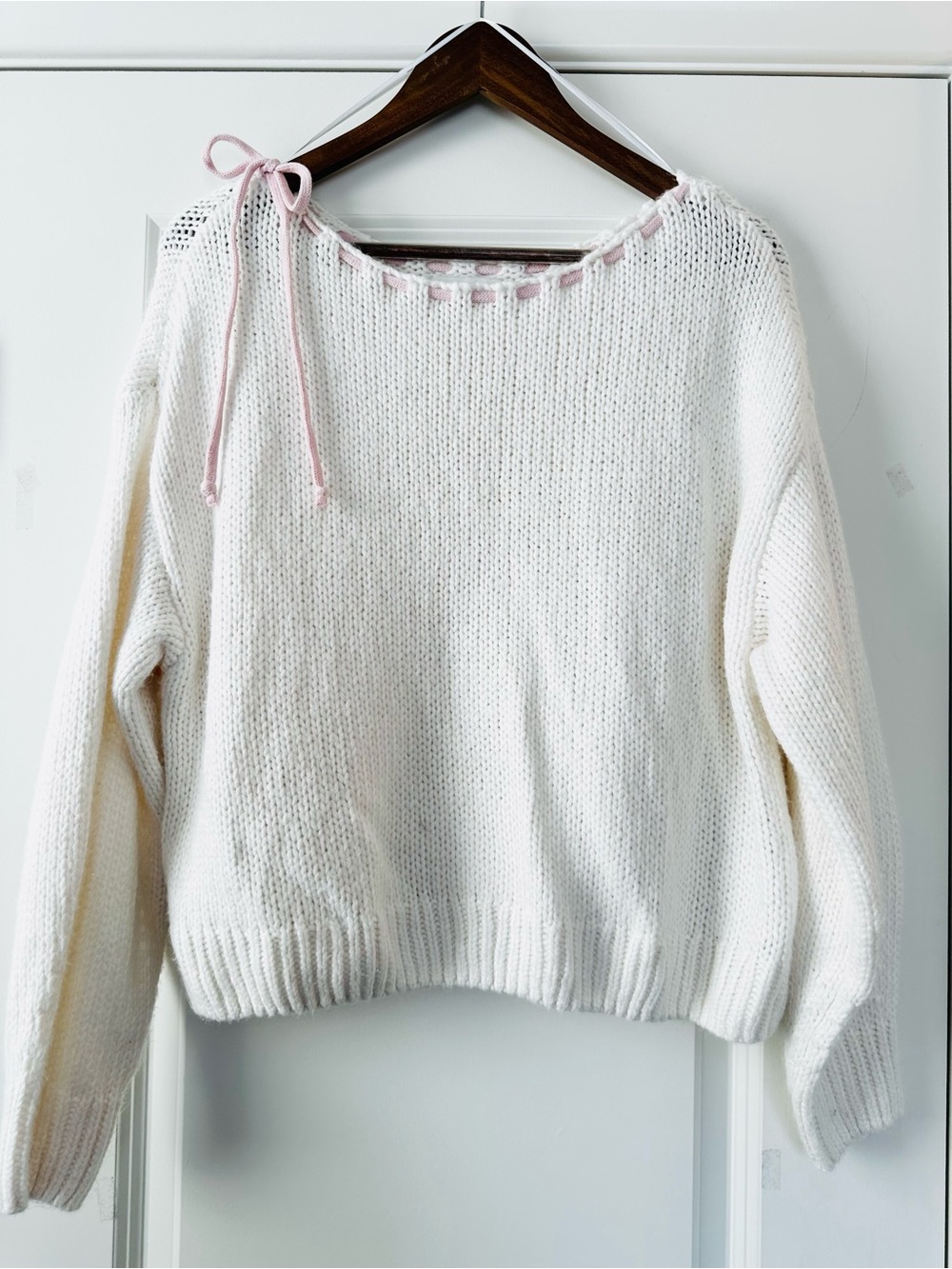 Hollister Cream Knit Sweater Pink Tie Preppy Coquette Y2K Academia Fall Medium